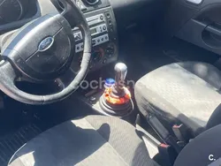 Azul Usado 2004 Ford Fiesta Trend Utilitario | 1100 € (Precio justo)