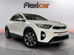 Blanco Usado 2021 Kia Stonic SUV | 14.190 € (Precio justo)