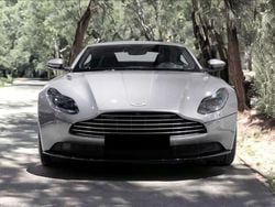 Plateado Usado 2020 Aston Martin DB11 Coupe | 130.000 €