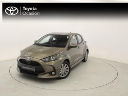 Amarillo Usado 2024 Toyota Yaris Hybrid Active Berlina | 21.775 € (Precio justo)