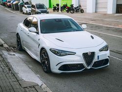 Blanco Usado 2017 Alfa Romeo Giulia Quadrifoglio Berlina | 62.500 € (Caro)
