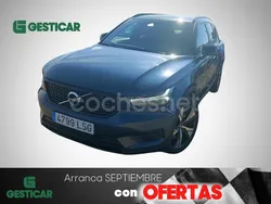 Gris / plata Usado 2021 Volvo XC40 R-Design SUV | 29.990 € (Precio justo)