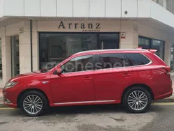 Rojo Usado 2020 Mitsubishi Outlander P-HEV SUV | 23.800 € (Un poco caro)