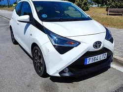 Usado 2021 Toyota Aygo X-play Utilitario | 10.990 € (Precio justo)