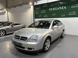 Gris / plata Usado 2005 Opel Vectra Elegance Berlina | 4990 €
