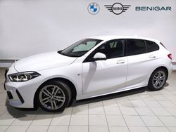 Blanco Usado 2023 BMW 118 Executive Utilitario | 31.500 € (Precio justo)