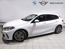 Blanco Usado 2023 BMW 118 Executive Utilitario | 32.750 € (Precio justo)