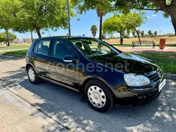 Negro Usado 2006 VW Golf V Trendline Berlina | 4990 € (Precio justo)