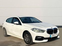 Blanco Usado 2021 BMW 118 Comfort Edition Utilitario | 24.000 € (Un poco caro)