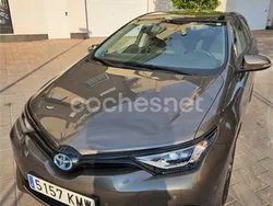 Gris / plata Usado 2018 Toyota Auris Hybrid Edition Berlina | 17.000 € (Un poco caro)