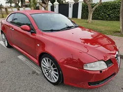 Rojo Usado 2006 Alfa Romeo GT Distinctive Coupe | 4500 € (Buen precio)