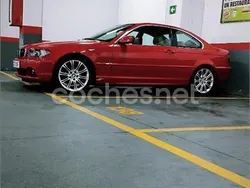 Rojo Usado 2006 BMW 318 Coupe | 4700 €