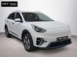 Blanco Usado 2022 Kia e-Niro SUV | 19.490 €