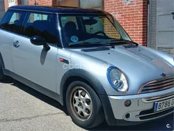 Gris / plata Usado 2005 Mini Cooper Utilitario | 6900 € (Buen precio)