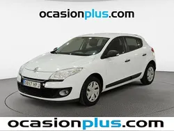Blanco Usado 2013 Renault Mégane III Authentique Berlina | 10.200 € (Precio justo)