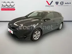 Gris Usado 2023 Kia Ceed Berlina | 17.690 € (Precio justo)