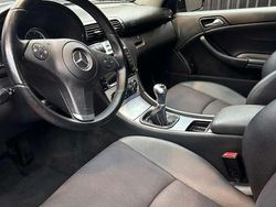 Negro Usado 2010 Mercedes CLC180 Utilitario | 7490 €