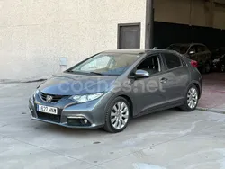 Gris / plata Usado 2013 Honda Civic Executive Berlina | 6490 € (Precio justo)