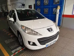 Blanco Usado 2010 Peugeot 207 Berlina | 4490 € (Precio justo)