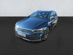 Azul Usado 2023 VW Passat GTE Familiar | 37.400 €