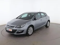 Gris Usado 2014 Opel Astra Selective Utilitario | 9099 € (Un poco caro)