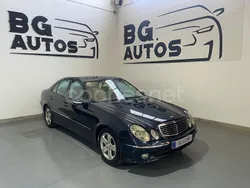 Azul Usado 2005 Mercedes E320 Avantgarde Berlina | 6499 € (Super precio)