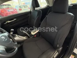 Negro Usado 2009 Toyota Auris Luna Berlina | 5200 € (Un poco caro)