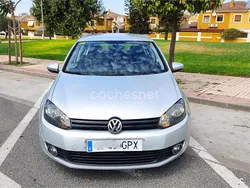 Gris / plata Usado 2009 VW Golf VI Advance Berlina | 7000 € (Precio justo)