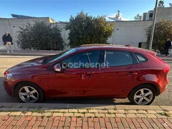 Granate Usado 2013 Volvo V40 Kinetic Familiar | 11.500 € (Caro)