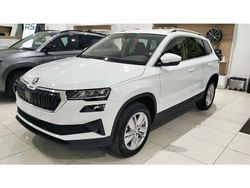 Nuevo 2025 Skoda Karoq Selection SUV | 29.190 € (Buen precio)