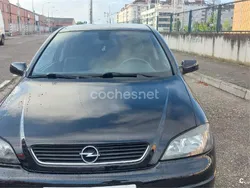 Negro Usado 2003 Opel Astra Sport Berlina | 2600 €