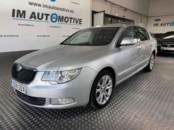 Plateado Usado 2008 Skoda Superb Ambition Berlina | 7490 €