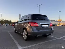 Gris / plata Usado 2016 Mercedes B220 AMG Monovolumen | 16.900 € (Precio justo)