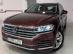 Granate Usado 2021 VW Touareg SUV | 44.990 € (Precio justo)