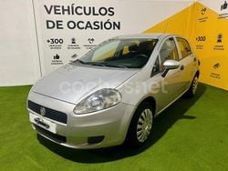 Gris / plata Usado 2010 Fiat Punto Active Utilitario | 4990 € (Un poco caro)