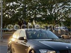 Negro Usado 2005 BMW 320 Berlina | 4000 €