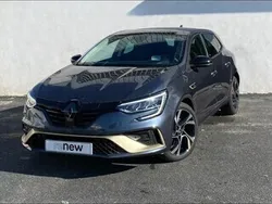 Gris titanium Usado 2023 Renault Mégane IV Engineered Berlina | 33.071 €