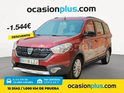 Rojo Usado 2022 Dacia Lodgy Comfort Monovolumen | 16.990 € (Un poco caro)