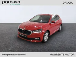 Rojo Usado 2024 Skoda Fabia Selection Berlina | 16.990 € (Un poco caro)