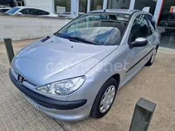Gris / plata Usado 2004 Peugeot 206 Berlina | 2800 € (Precio justo)