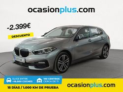 Gris / plata Usado 2023 BMW 118 Utilitario | 26.390 € (Un poco caro)