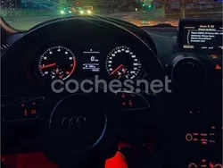 Blanco Usado 2014 Audi A1 Attraction Utilitario | 9700 € (Precio justo)