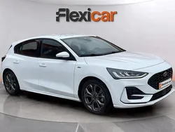 Blanco Usado 2023 Ford Focus ST-Line Berlina | 15.490 € (Buen precio)