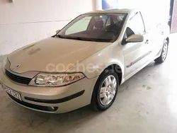 Beige Usado 2004 Renault Laguna II Expression Berlina | 2050 € (Buen precio)