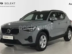 Gris / plata Nuevo 2024 Volvo XC40 SUV | 34.490 € (Precio justo)