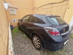 Negro Usado 2007 Opel Astra GTC Enjoy Berlina | 1000 €