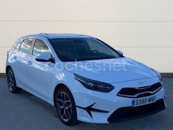 Blanco Usado 2024 Kia Ceed Utilitario | 24.500 € (Caro)