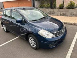 Azul Usado 2009 Nissan Tiida Tekna Berlina | 5000 €