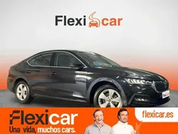 Negro Usado 2021 Skoda Octavia Style Berlina | 17.390 € (Precio justo)