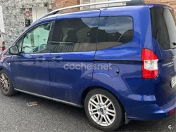 Azul Usado 2016 Ford Tourneo Courier Titanium Monovolumen | 8000 € (Buen precio)